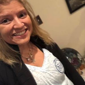 Meet your Posher, Alison